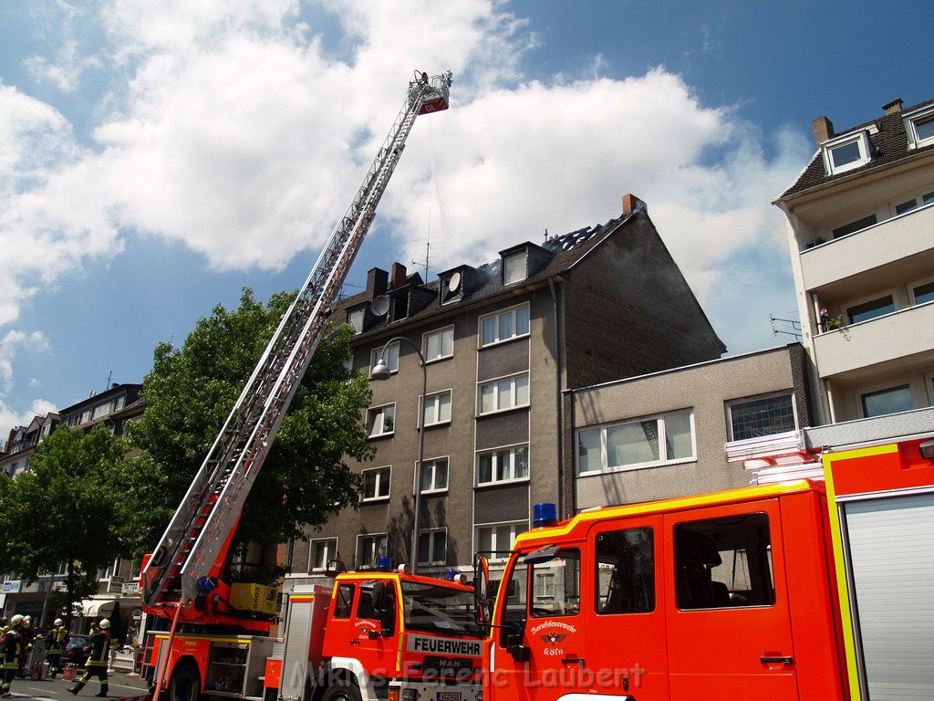 Dachstuhlbrand Koeln Kalk Kalker Hauptstr   P068.JPG